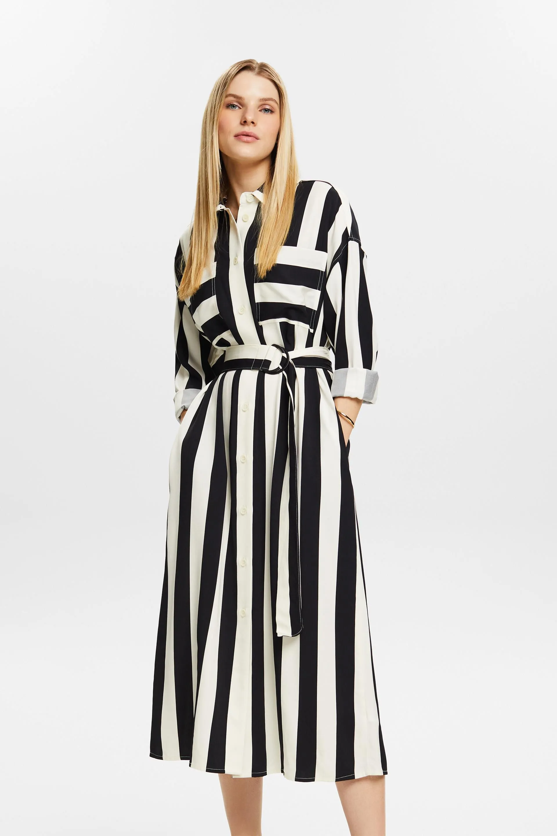 Abito camicia con cintura a righe