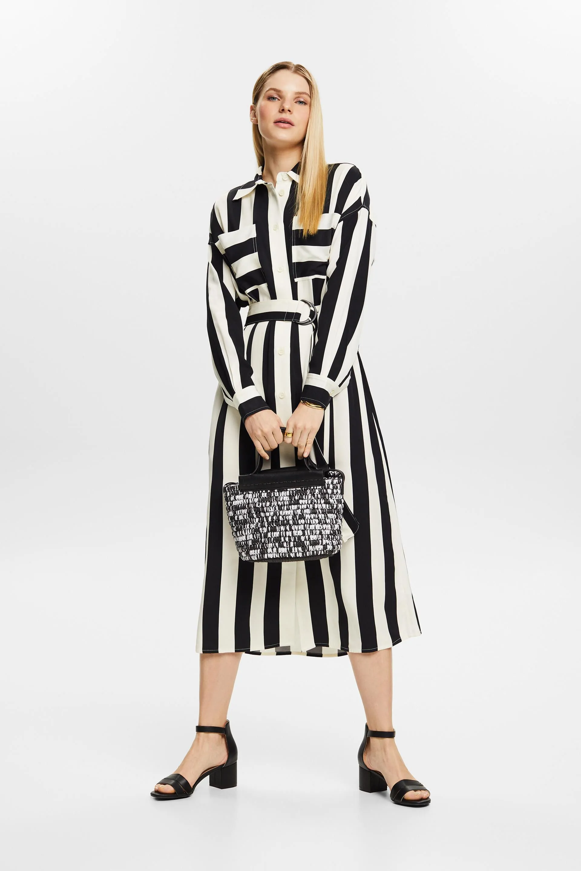 Abito camicia con cintura a righe