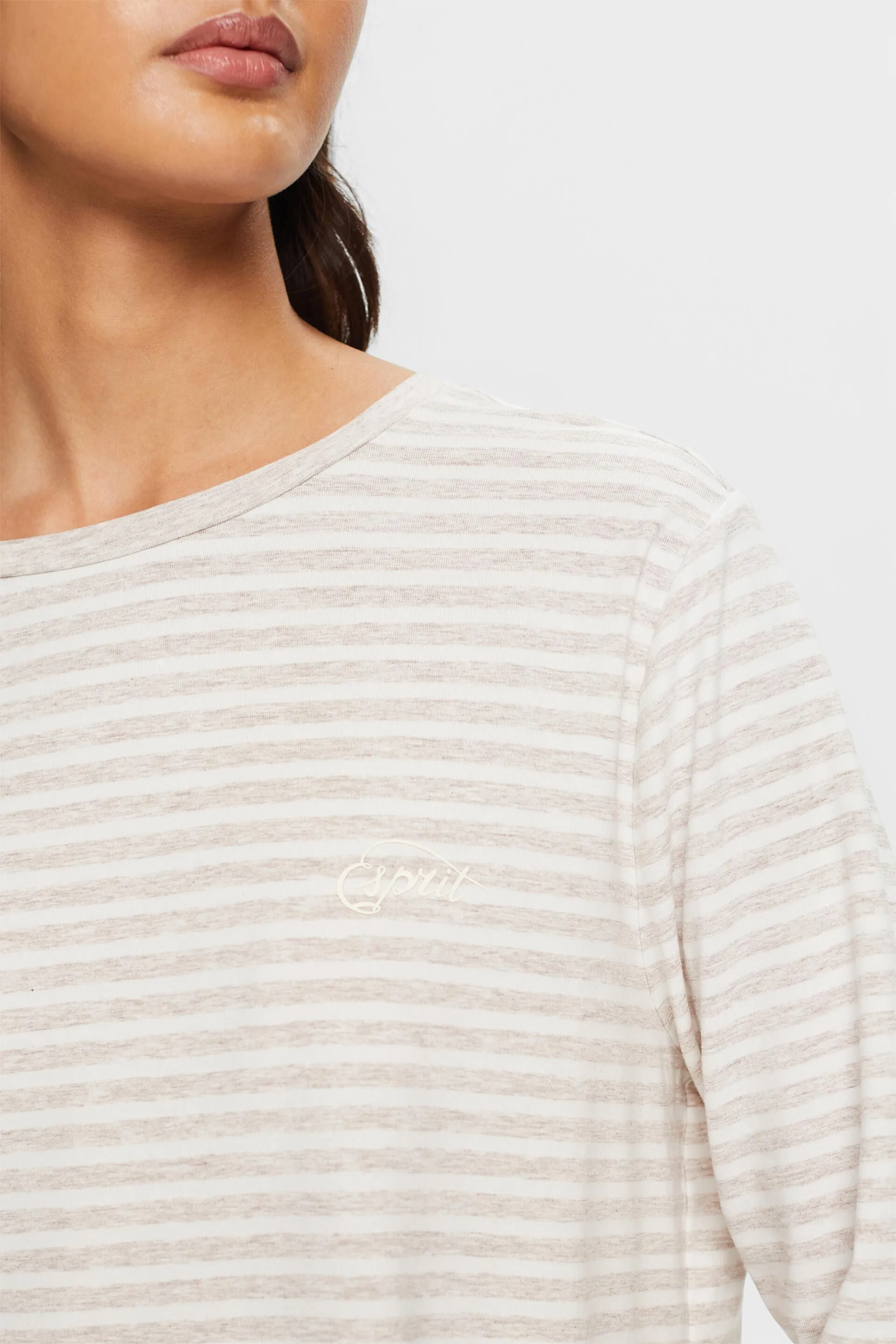 Camicia da notte a righe