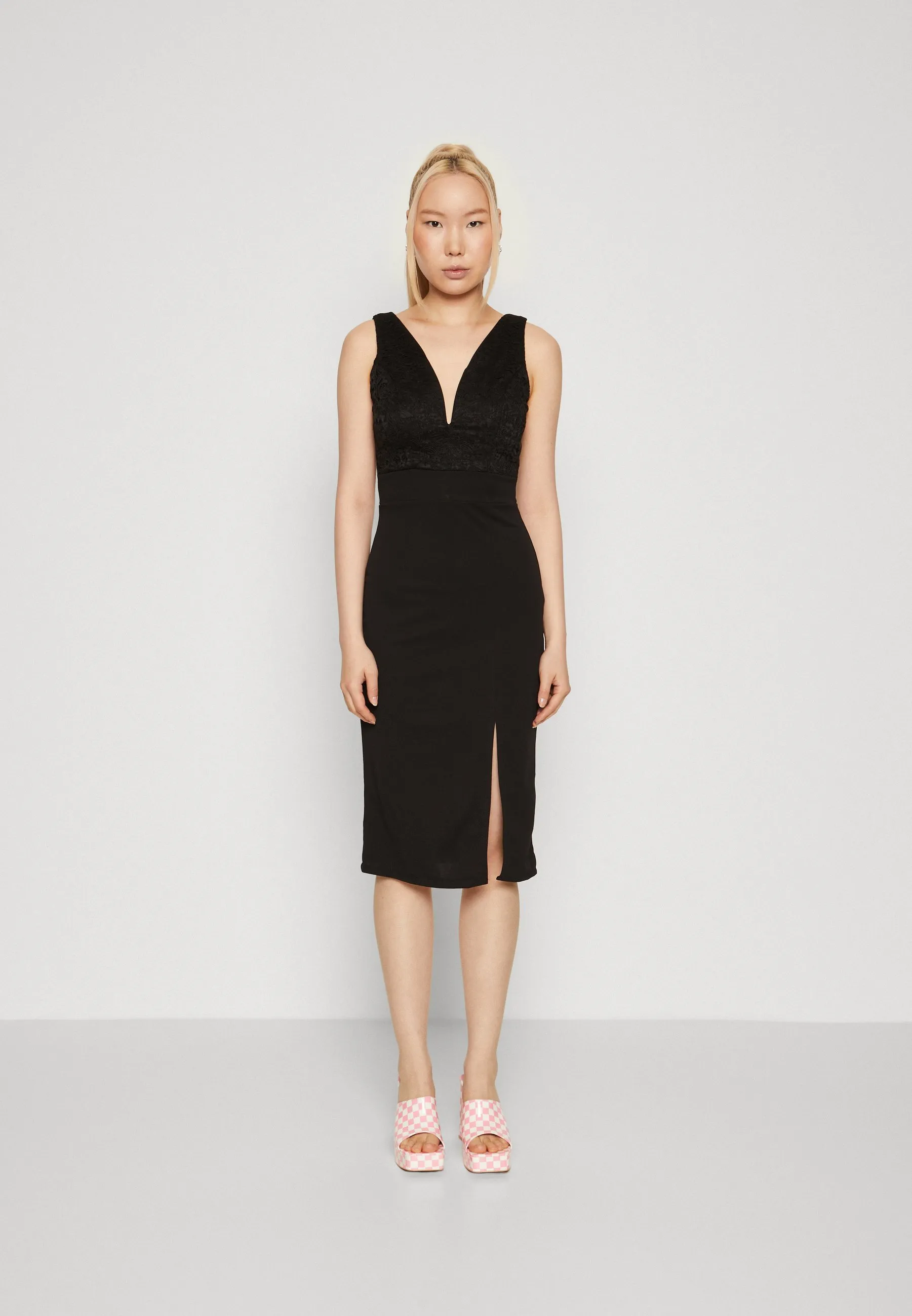 CELIA V NECK MIDI DRESS - Vestito di maglina
