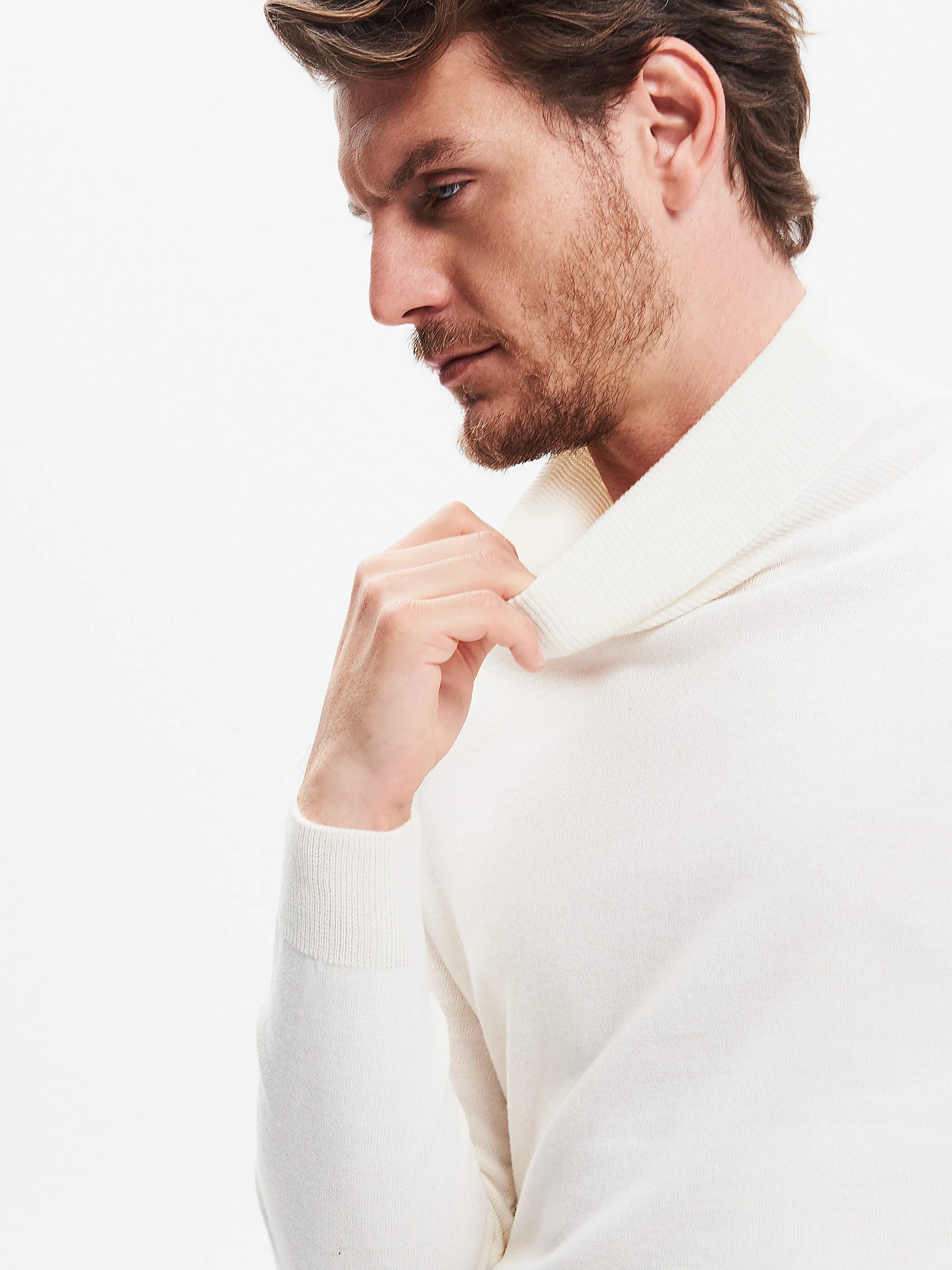      Maglia Dolcevita Uomo Basic Avorio QB24     