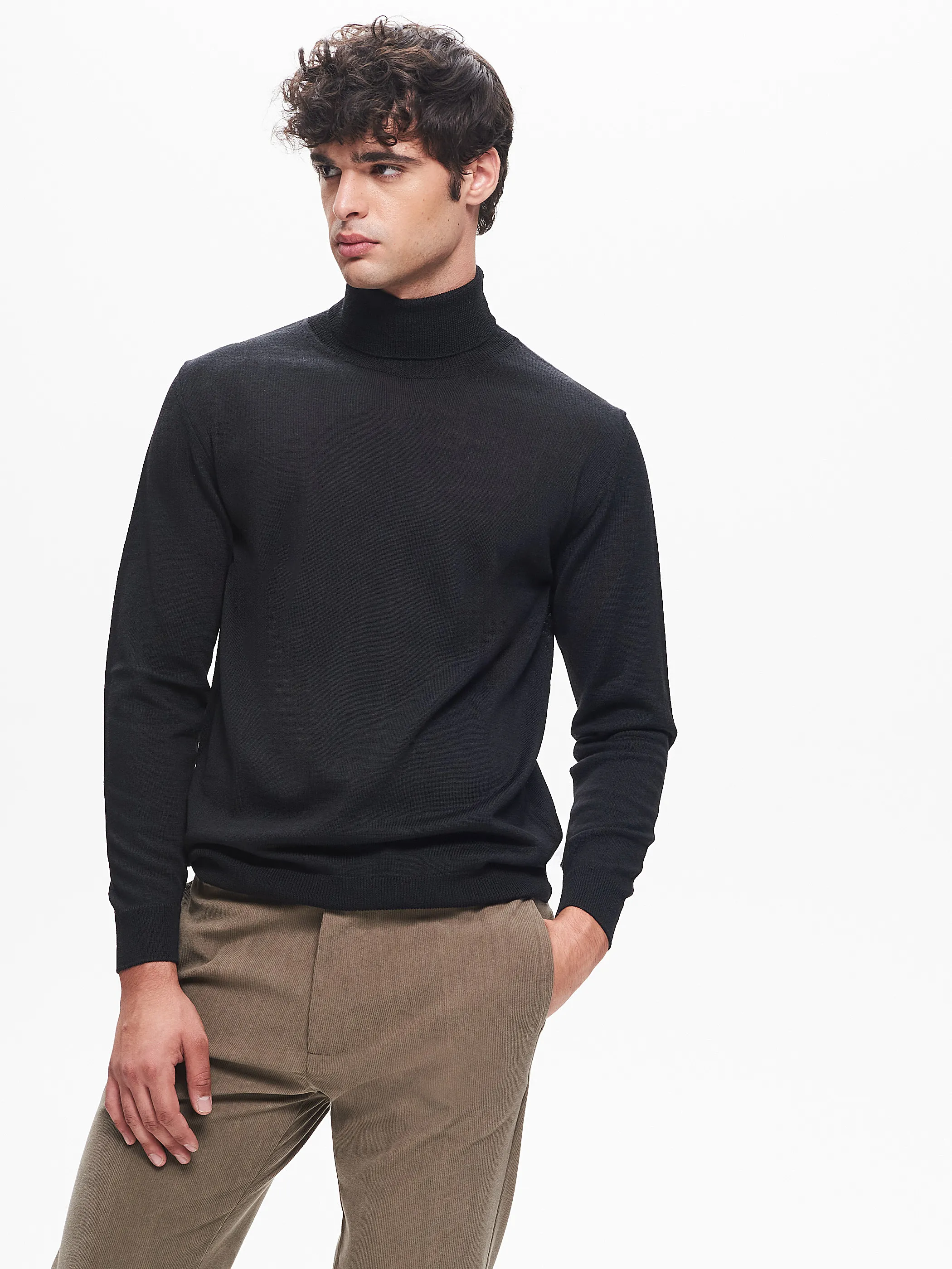      Maglia Dolcevita Uomo  Basic Nero  QB24     