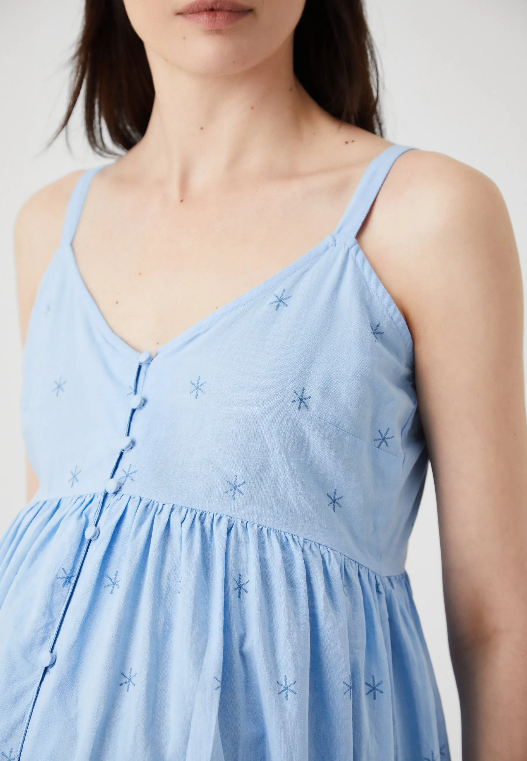 OLMMEHLIA STRAP MIDI DRESS  - Vestito estivo