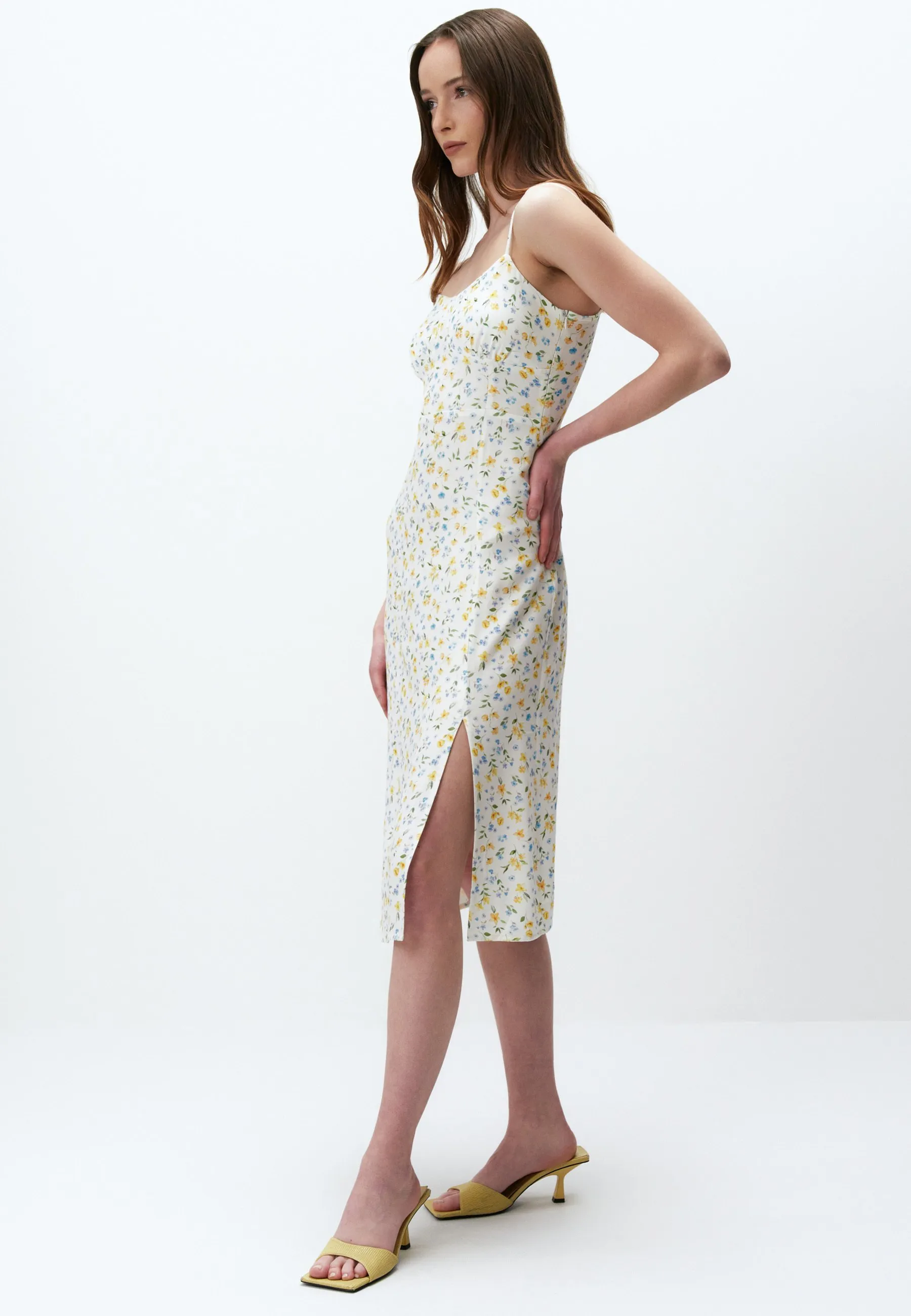 PATTERNED MIDI WITH STRAPS AND SLITS - Vestito estivo
