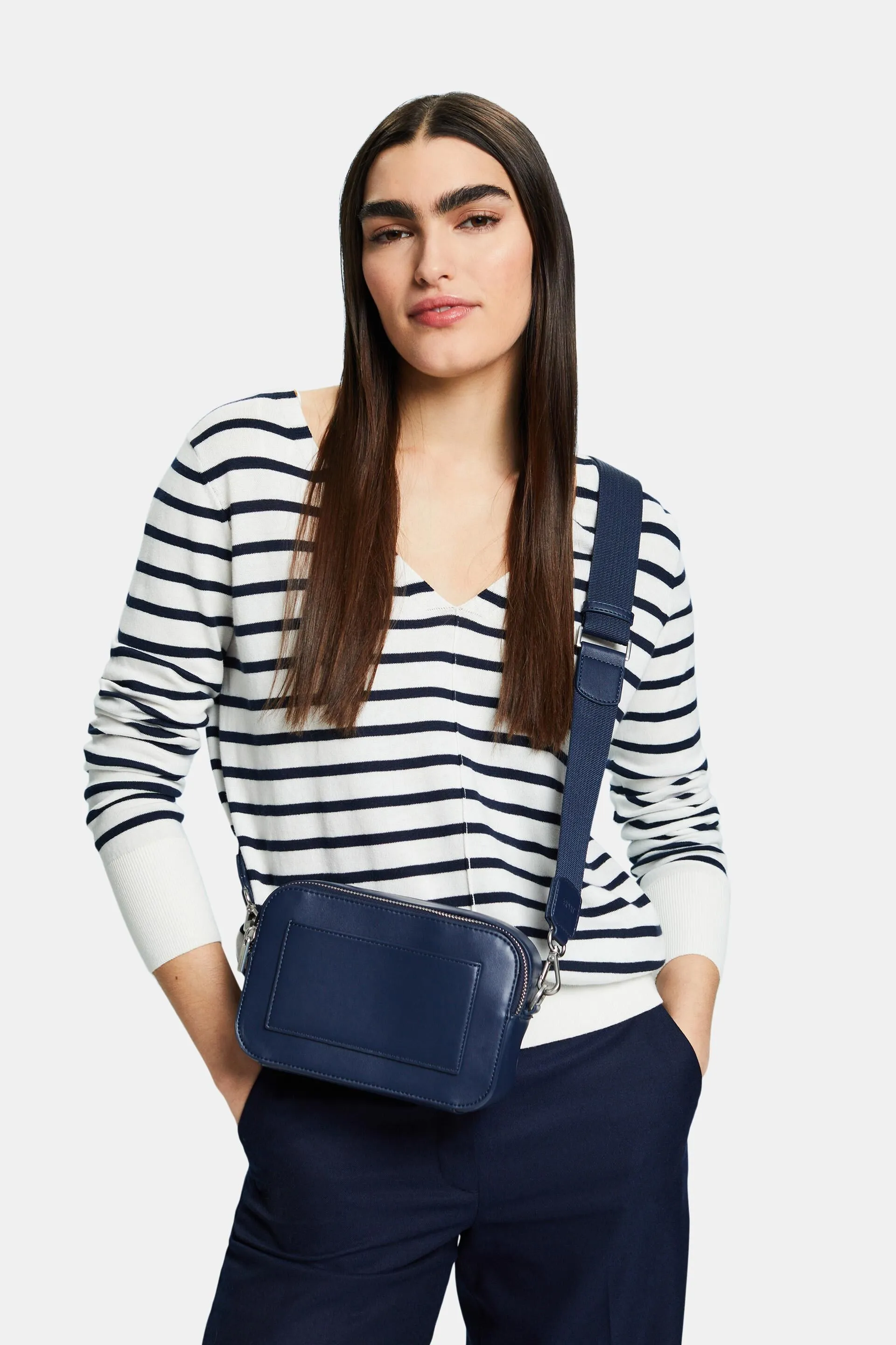 Pullover con scollo a V in cotone a righe