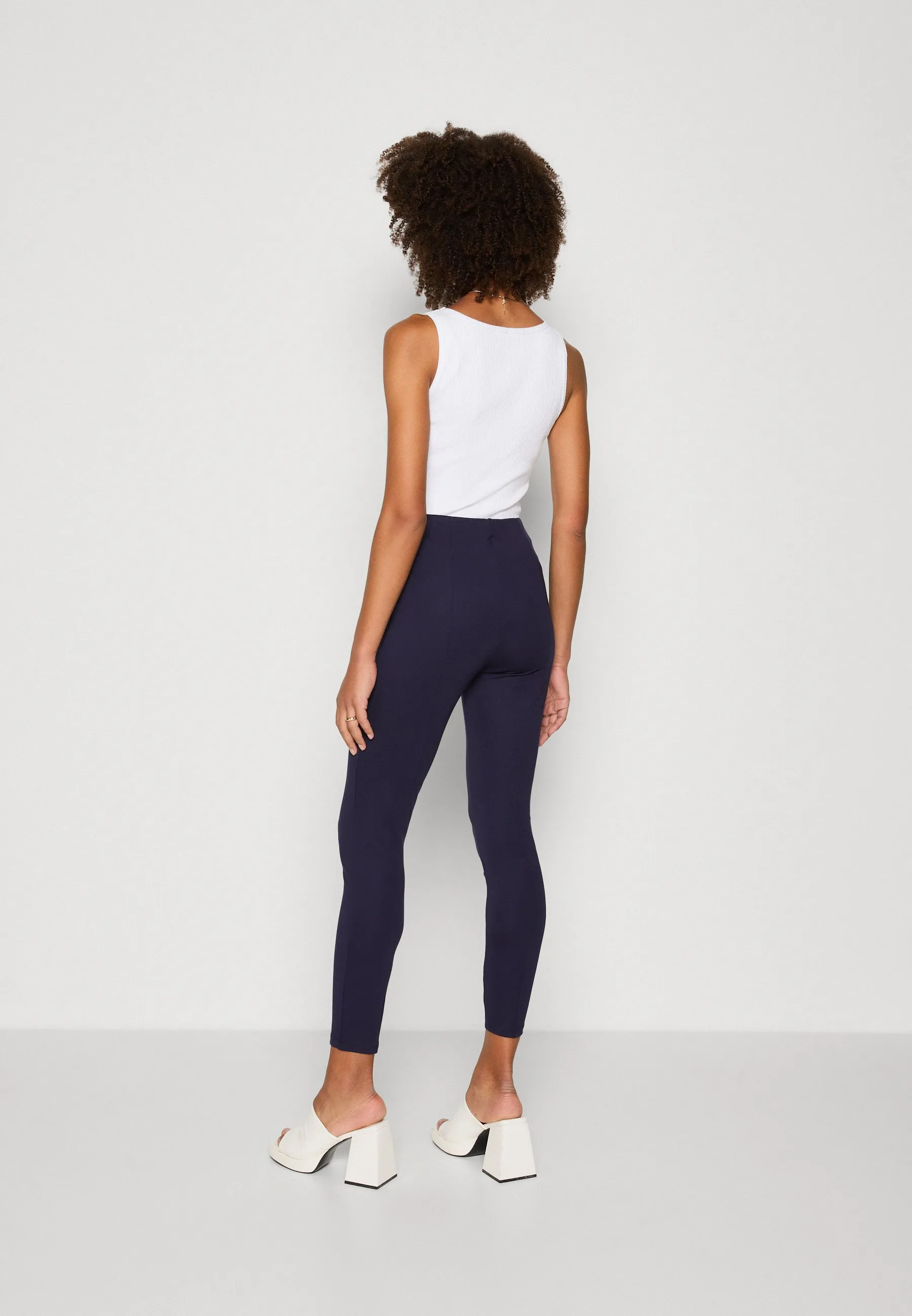 Punto leggings with button detail - Leggings