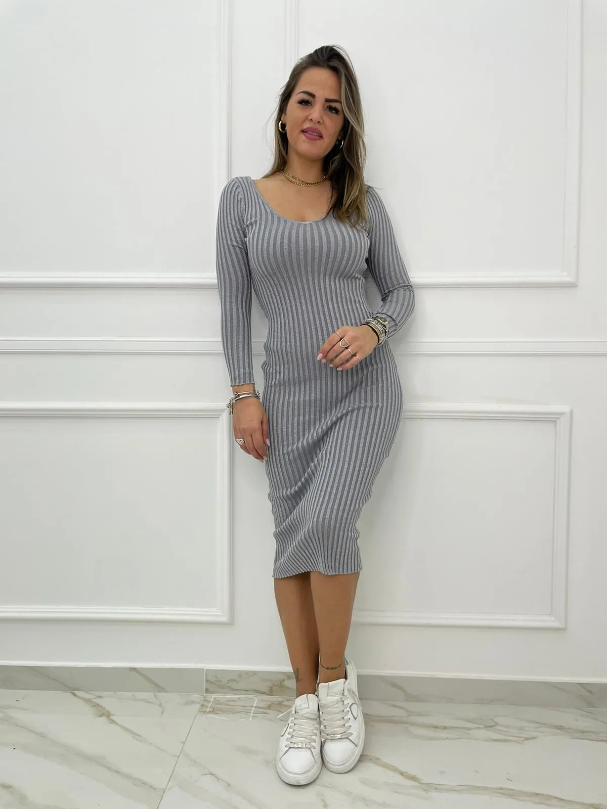 Vestito midi laminato a coste