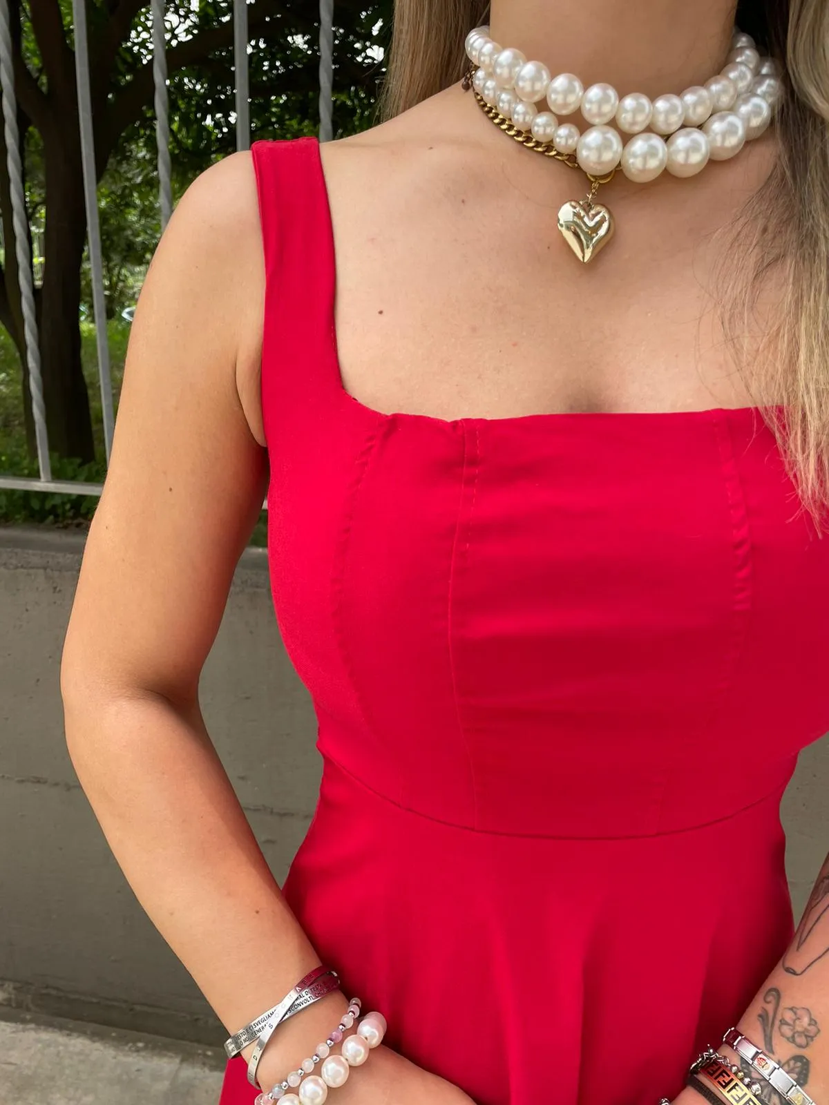 Vestito midi scampanato con corpetto